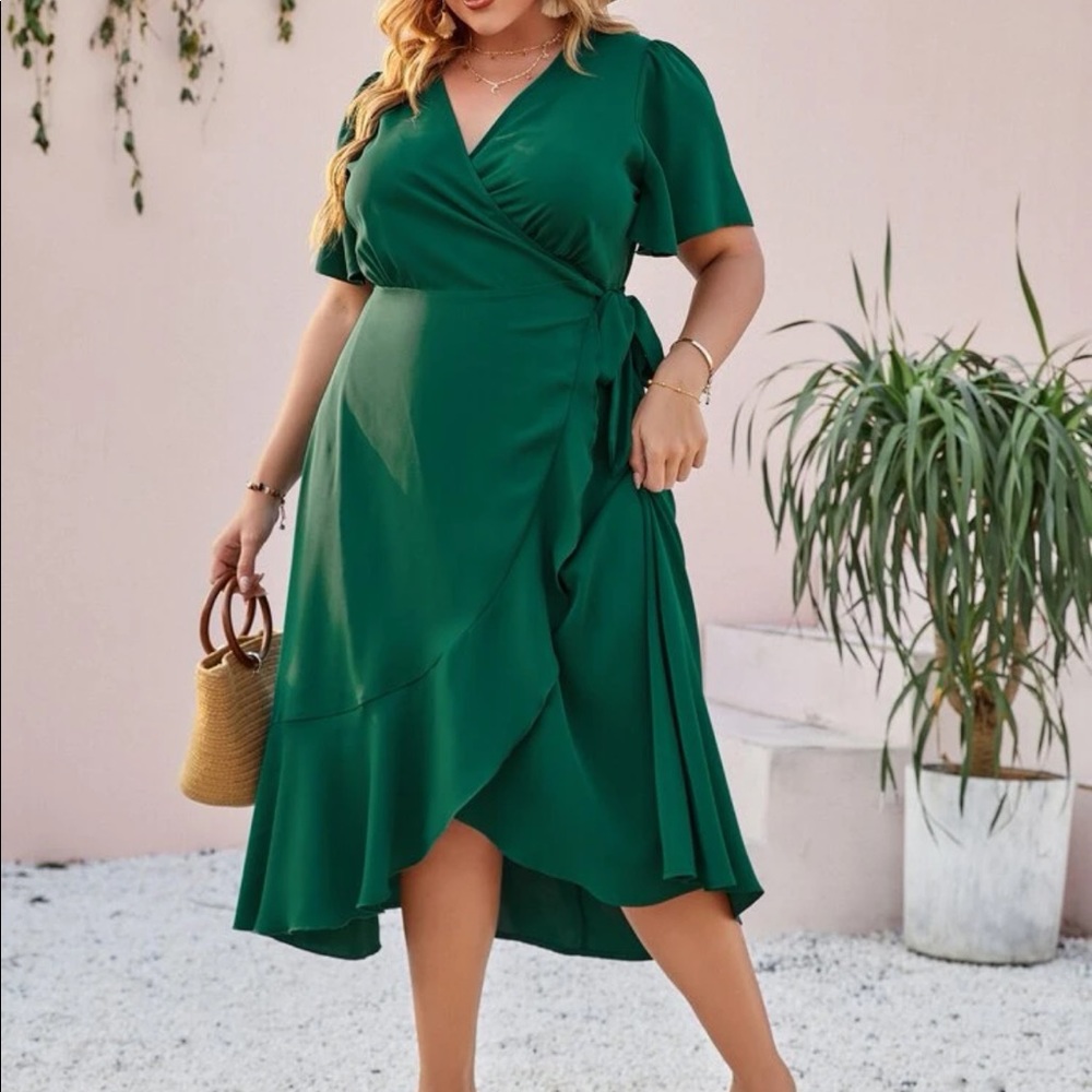 Boho plus size wrap dress - Picture 13 of 16